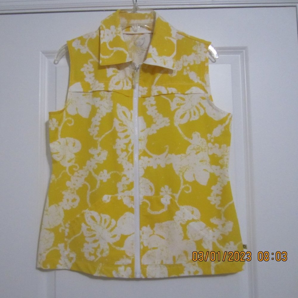 Chico's Zenergy Size 1 Zipper Sleeveless Jacket/Blouse Floral Top